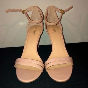 Size 9 Abound Heels